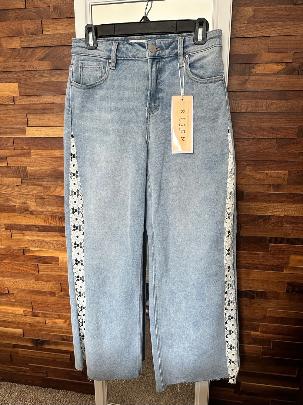 NWT🤍Risen Daisy Flower Lace Jeans 3/26 - Picture 2 of 10